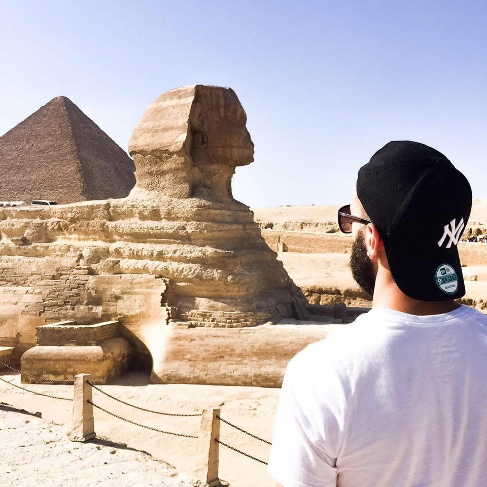 page.lola1.image.alt